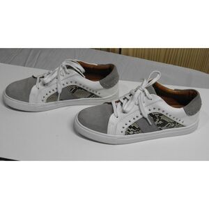 Steve Madden Annita Snake Leather Sneakers Womens Size 8.5 White Gray Beige